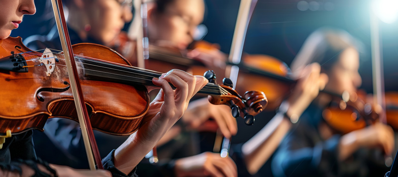 Photo Symphonic Orchestra close-up